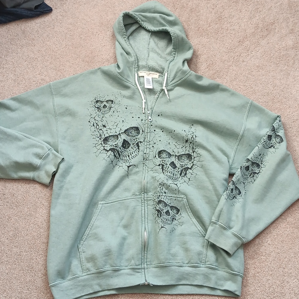 Skull hoodie